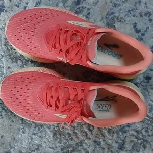 Brooks Hyperion Tempo